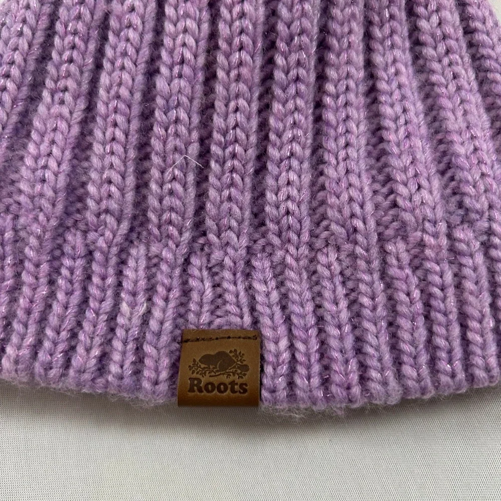 Roots Beanie Kids Girls One Size Purple Sparkle Ribbed Knit Faux Fur Pom Toque
